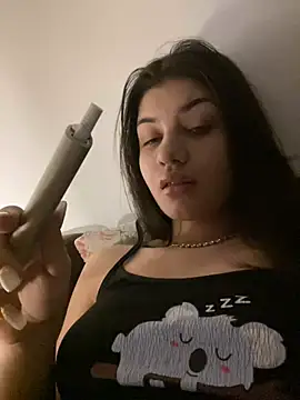 Snapshot of hdhehrv chatting on February 2025 10:48:02 PM hdhehrv online show from February 2025 10:48:02 PM