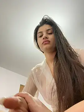 Snapshot of hdhehrv chatting on February 2025 10:26:02 PM hdhehrv online show from February 2025 10:26:02 PM