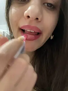 Snapshot of hdhehrv chatting on February 2025 07:47:02 PM hdhehrv online show from February 2025 07:47:02 PM