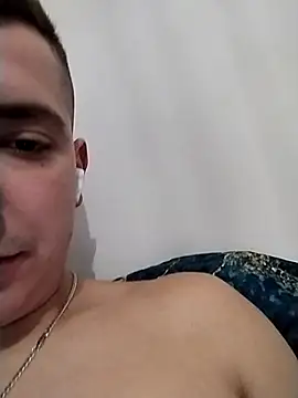 Pesos17 online show from September 2025 03:23:02 AM