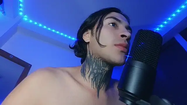 Snapshot of jord4nn__ chatting on January 2025 07:28:01 AM jord4nn online show from January 2025 07:28:01 AM