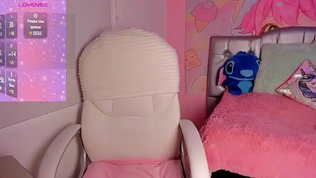 sofia  james online show from February 2025 09:09:01 PM