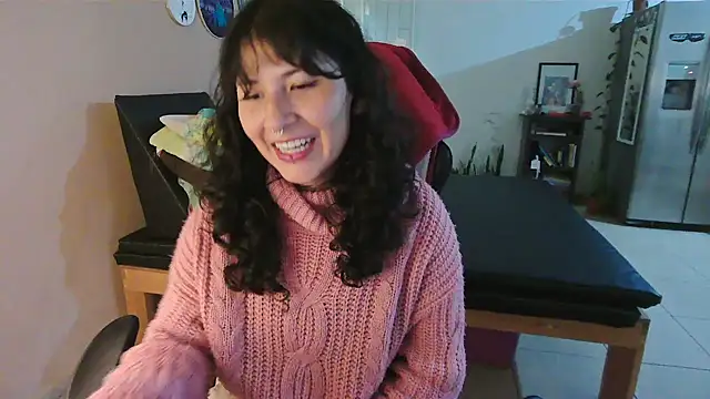 Snapshot of GinnyDelice chatting on October 2025 01:50:02 AM GinnyDelice online show from October 2025 01:50:02 AM