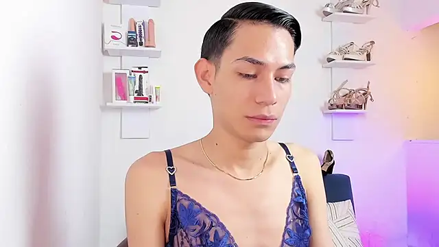 JackeOwens online show from July 2026 11:56:02 AM