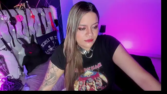 victoria  floyd online show from September 2025 08:44:02 PM