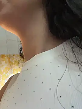 Snapshot of majdolin78 chatting on October 2025 10:27:01 AM majdolin78 online show from October 2025 10:27:01 AM