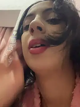 Snapshot of majdolin78 chatting on January 2026 05:49:02 PM majdolin78 online show from January 2026 05:49:02 PM