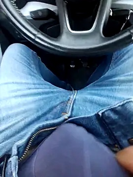 Nzino1983 online show from April 2026 05:06:02 PM