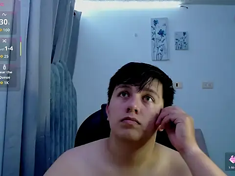 Snapshot of Alan_red chatting on April 2026 12:56:01 AM Alan red online show from April 2026 12:56:01 AM