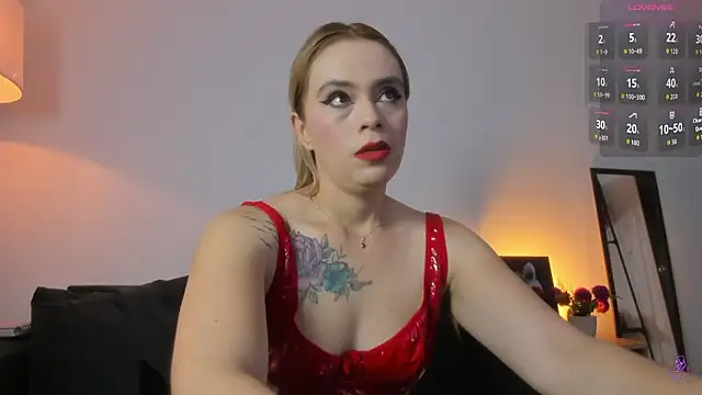 RayaCarr  online show from March 2026 01:07:02 PM