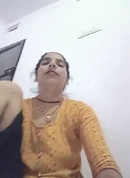 Bina Bhanot online show from September 2025 06:56:02 PM