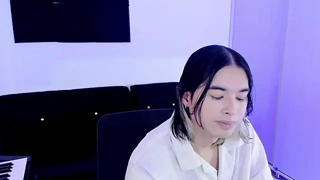 Snapshot of JordiWilld chatting on November 2025 12:15:02 PM JordiWilld online show from November 2025 12:15:02 PM