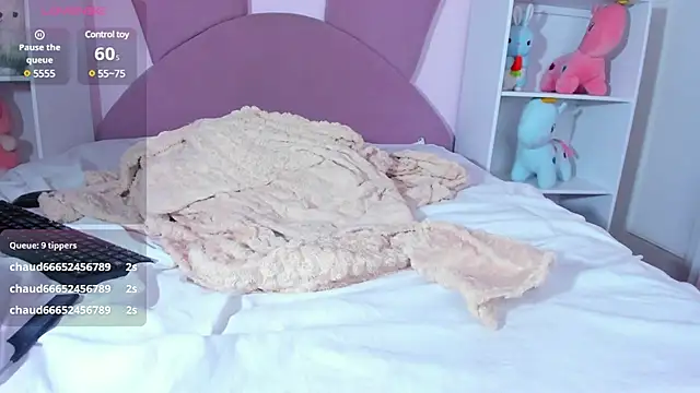 Zoe Cheshire online show from March 2025 10:03:01 AM