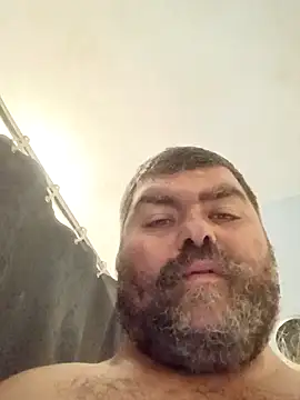 Rcraigue4 online show from October 2025 10:32:02 PM