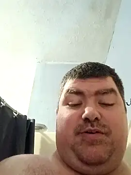 Rcraigue4 online show from October 2025 04:08:02 PM