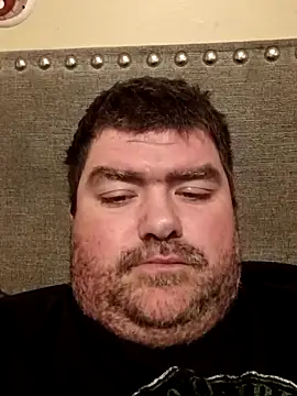 Rcraigue4 online show from October 2025 12:06:01 PM