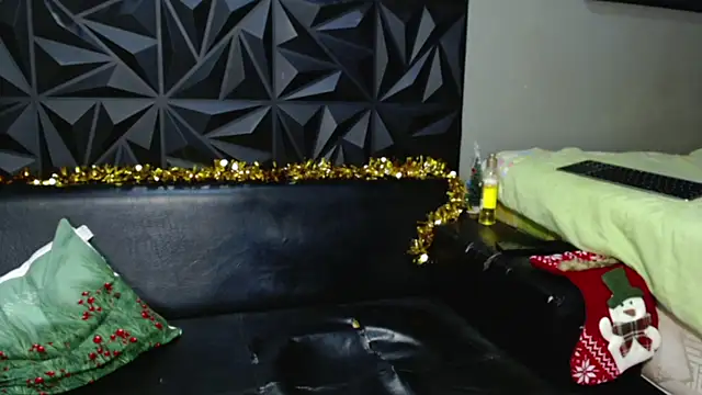 Jacob Beckett online show from December 2025 09:43:02 PM