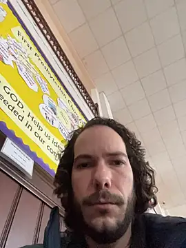 Snapshot of Prolapse_Pig chatting on November 2025 06:19:01 PM Prolapse Pig online show from November 2025 06:19:01 PM