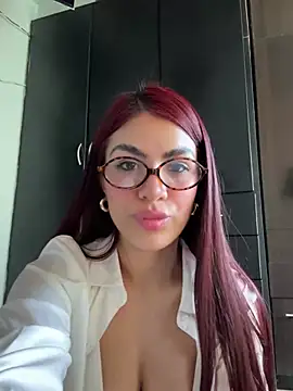 Snapshot of thompsonabella666 chatting on May 2026 08:25:01 PM thompsonabella666 online show from May 2026 08:25:01 PM