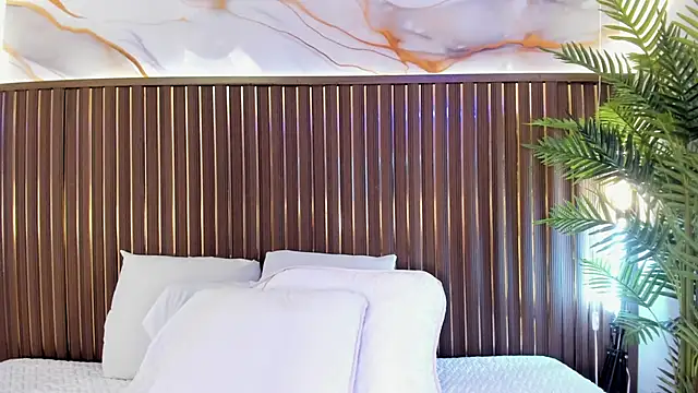 elevensky online show from April 2026 07:33:01 PM