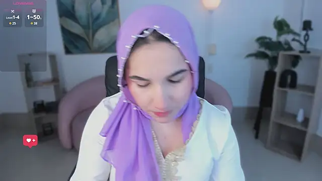 Ayha khalaf online show from October 2025 01:19:02 AM