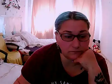 Snapshot of mayamayx chatting on May 2026 08:31:02 AM mayamayx online show from May 2026 08:31:02 AM