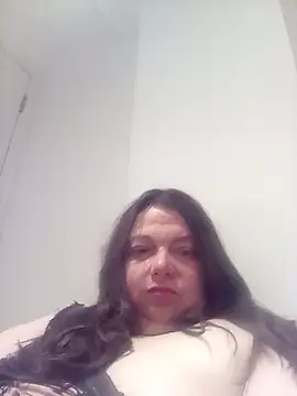 Snapshot of HotHornyEmmaX chatting on February 2025 05:58:02 AM HotHornyEmmaX online show from February 2025 05:58:02 AM