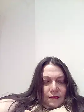 Snapshot of HotHornyEmmaX chatting on February 2025 05:26:01 PM HotHornyEmmaX online show from February 2025 05:26:01 PM