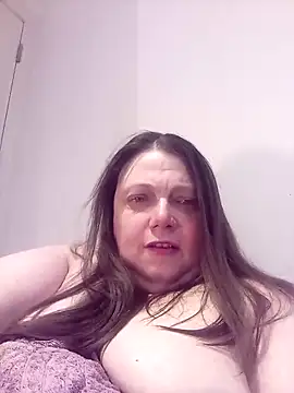 Snapshot of HotHornyEmmaX chatting on February 2025 05:21:01 PM HotHornyEmmaX online show from February 2025 05:21:01 PM