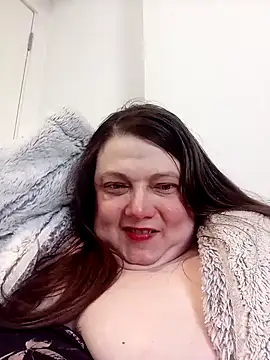 Snapshot of HotHornyEmmaX chatting on March 2025 07:47:02 AM HotHornyEmmaX online show from March 2025 07:47:02 AM