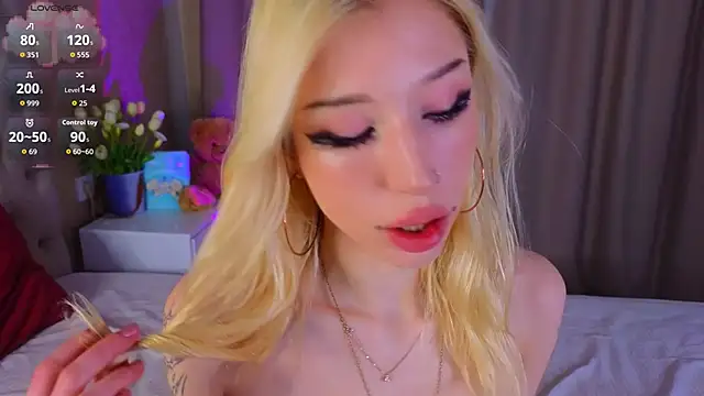 Snapshot of SallyCha chatting on April 2026 06:55:02 AM SallyCha online show from April 2026 06:55:02 AM