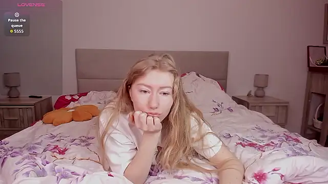 Snapshot of Rachel_Rut chatting on February 2026 06:45:01 AM Rachel Rut online show from February 2026 06:45:01 AM