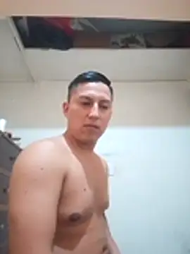 LuisMex1998 online show from October 2025 10:38:02 AM