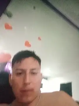 Snapshot of LuisMex1998 chatting on June 2026 08:39:02 AM LuisMex1998 online show from June 2026 08:39:02 AM