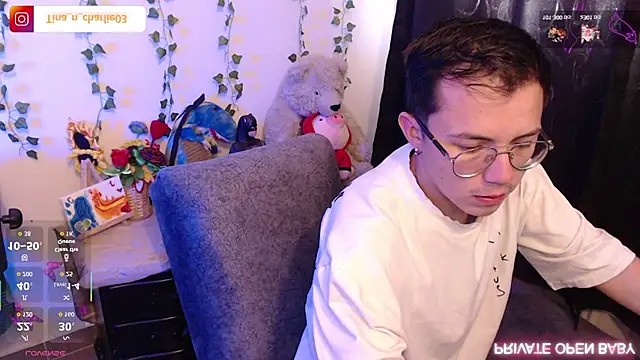 Tina 4 Charlie online show from November 2025 12:28:02 PM