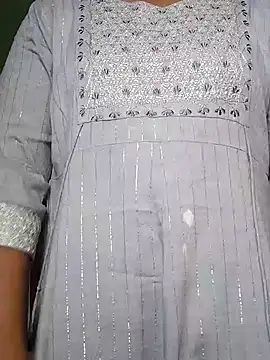 Snapshot of Tamil_Aathira chatting on January 2025 08:52:01 AM Tamil Aathira online show from January 2025 08:52:01 AM