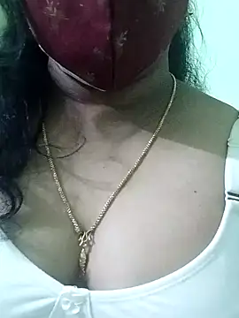 Snapshot of Tamil_Aathira chatting on January 2025 06:02:01 PM Tamil Aathira online show from January 2025 06:02:01 PM