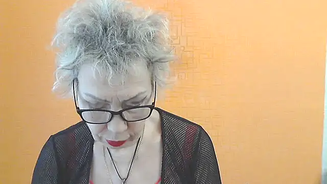 Snapshot of NessyJenixs chatting on February 2026 08:32:01 AM NessyJenixs online show from February 2026 08:32:01 AM