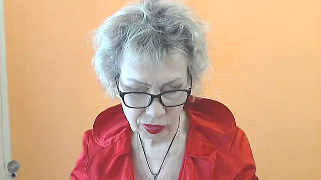 Snapshot of NessyJenixs chatting on April 2026 07:17:02 AM NessyJenixs online show from April 2026 07:17:02 AM