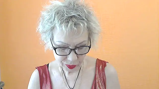 Snapshot of NessyJenixs chatting on May 2026 06:43:02 AM NessyJenixs online show from May 2026 06:43:02 AM