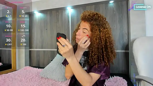 Bryna  online show from December 2025 04:43:02 AM