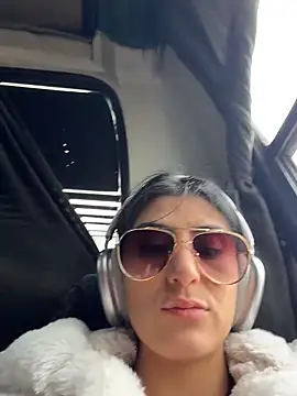 fiorella paris online show from February 2026 06:50:01 PM