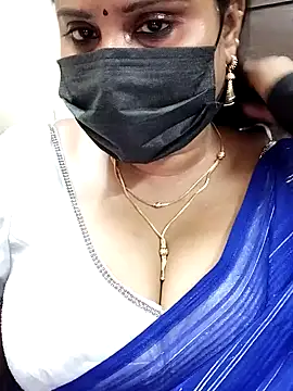 Queenflowerr online show from January 2025 08:51:01 AM