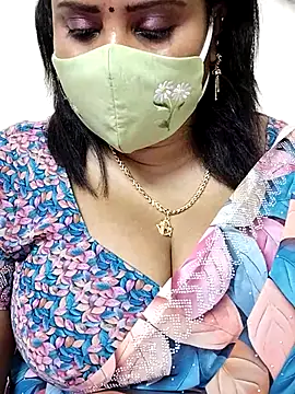 Queenflowerr online show from October 2025 07:23:02 AM