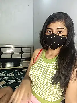 Love-N online show from February 2026 07:39:02 PM