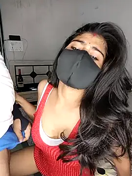 Love-N online show from April 2026 04:33:02 PM