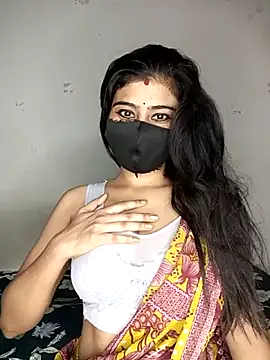 Snapshot of Love-N chatting on June 2026 06:45:01 PM Love-N online show from June 2026 06:45:01 PM