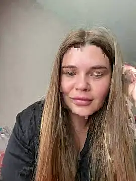 Snapshot of ella_zzz chatting on July 2026 10:08:01 AM ella zzz online show from July 2026 10:08:01 AM