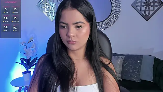 Layla Breezee online show from March 2026 11:40:01 AM