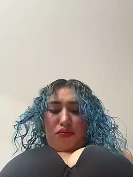 Snapshot of Bulmaa chatting on January 2025 02:59:01 PM Bulmaa online show from January 2025 02:59:01 PM